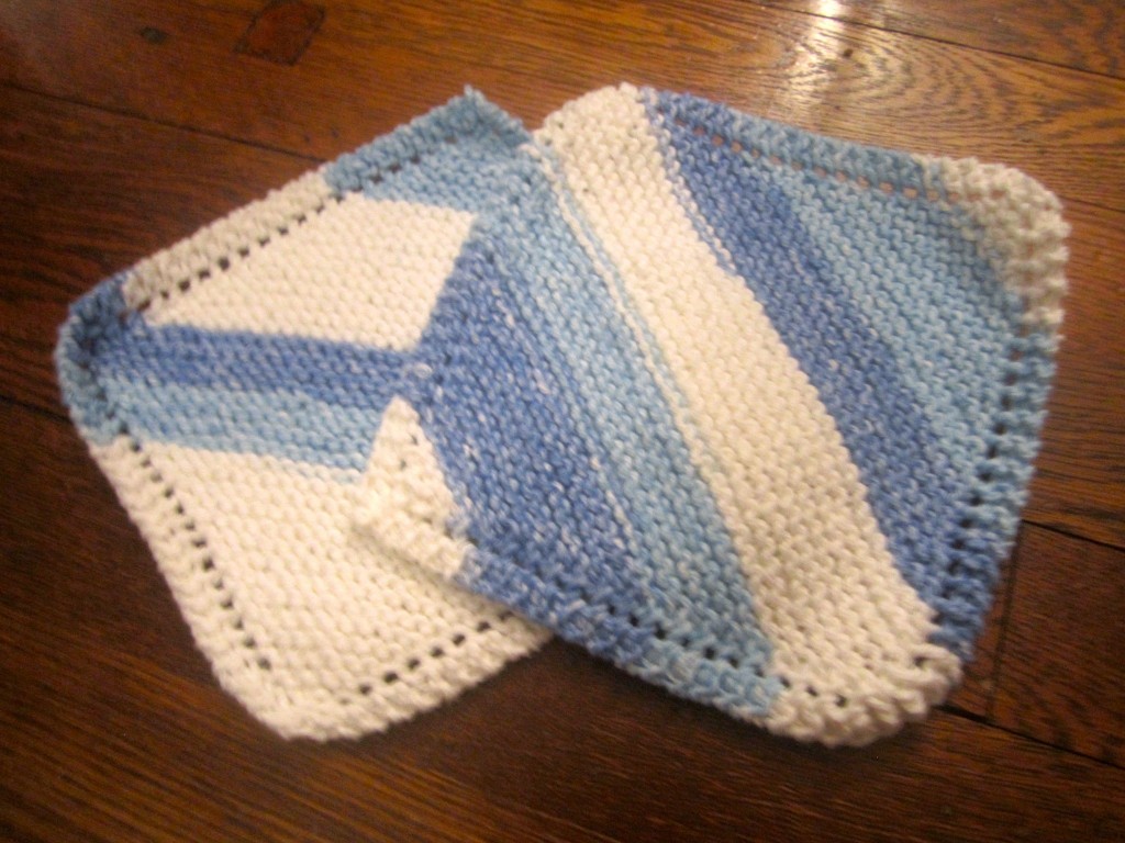 Portable Knitting: Dishcloths!